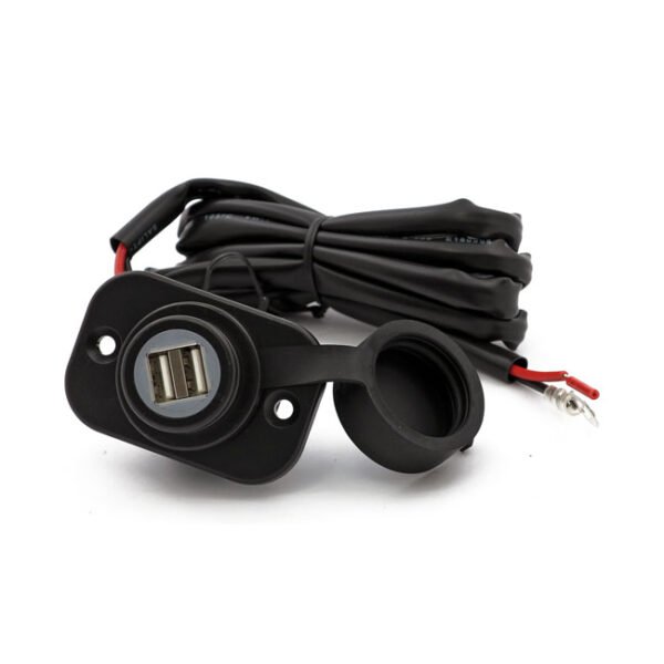 kaksiporttinen usb-laturi