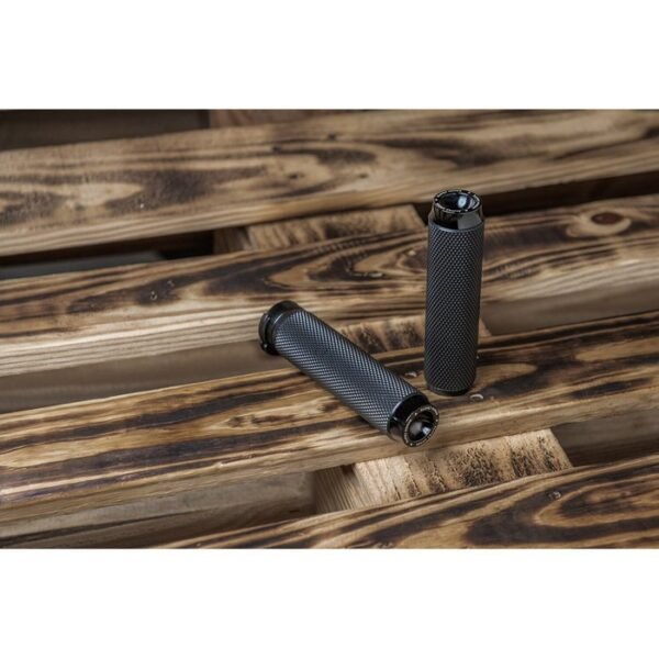 599472bk_1742205768-1qbaLiUA-large Rough Crafts, karhennetut kumiset kahvat. Musta