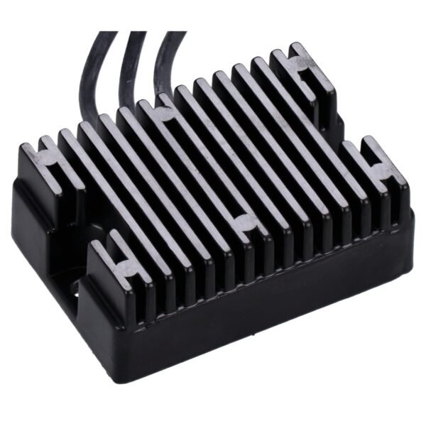 988955k_1742553182-0FfAkmwy.jpg MCS, voltage regulator/rectifier. Black
