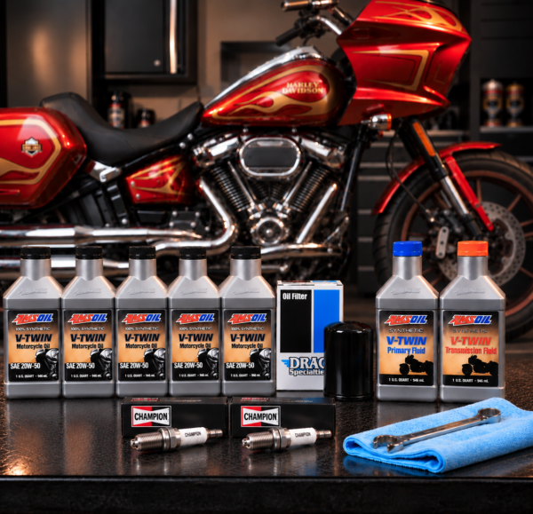 5598b0ec-661c-4fb5-b3af-585e567f244d AMSOIL Harley-Davidson huoltopaketti – öljyt, suodatin ja sytytystulpat